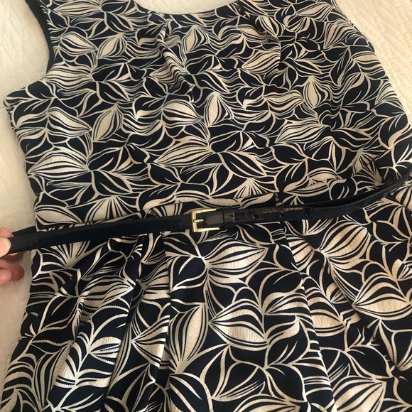 Yera summer dress size medium - Picture 6 of 7